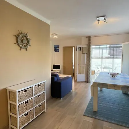 Apartamento En Canyelles Playa Con Vistas Al Mar Apartment