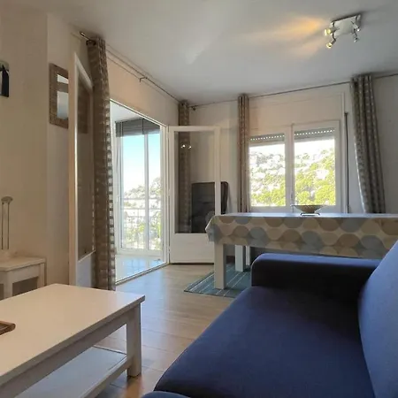 Apartamento En Canyelles Playa Con Vistas Al Mar